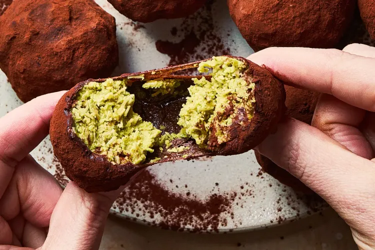 Dujjonku: il nuovo dessert coreano che evolve il Dubai flavor